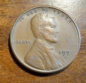 1951-S Lincoln Wheat Penny, Missing Part Of Date And Mint Mark - Picture 1 of 9