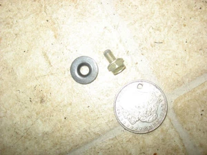 86 HONDA TRX350 FOURTRAX CONNECTOR CASE MNTG HARDWARE - Bild 1 von 2