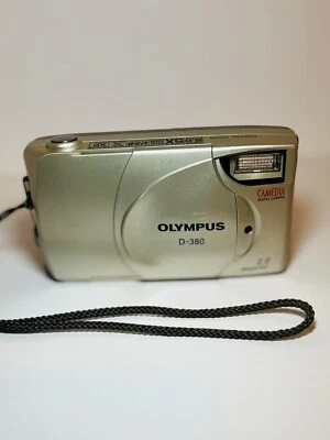 Olympus D-380 2.0 MP Digital Camera - Tested w/ Box And Manuals. Media Card Bad - Image 1 of 4