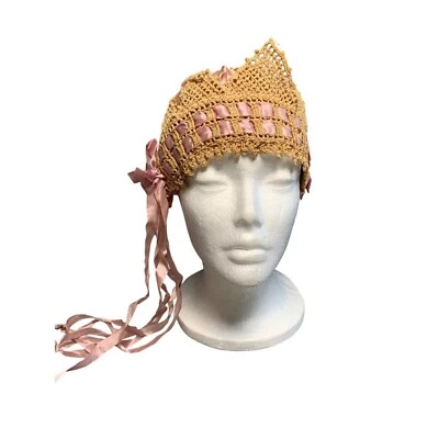 Gorro vintage rosa de ganchillo y seda para mujer con lazos de cinta Foto 1 de 4