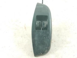 interruptor elevalunas delantero izquierdo para DAEWOO KALOS (KLAS) 22272157 - Foto 1 di 3