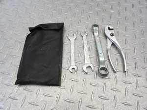 Honda VFR800 2007 02-09 Interceptor Kit de herramientas Bolsa Bolsa Lote OEM - Imagen 1 de 10