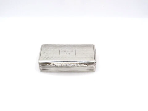 Antique William IV Sterling Silver Snuff Box Fully Hallmarked Thomas Shaw 1832 Cover