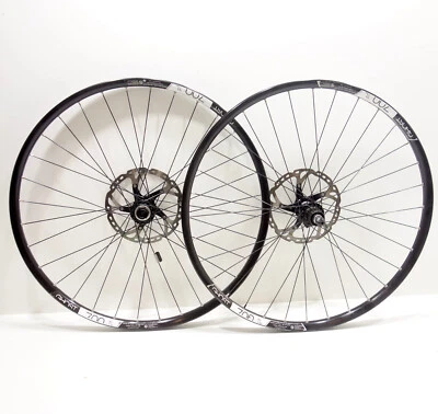 26“ Ghost 700 TL Tubeless Deore XT Laufräder 15 x 100 & 9 x 135 mm Disc - Bild 1 von 4