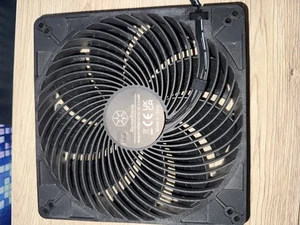 Silverstone 180mm PWM Server Fan Black Anti-Vibration Pads 1200 RPM CC18032H12D - Picture 1 of 2
