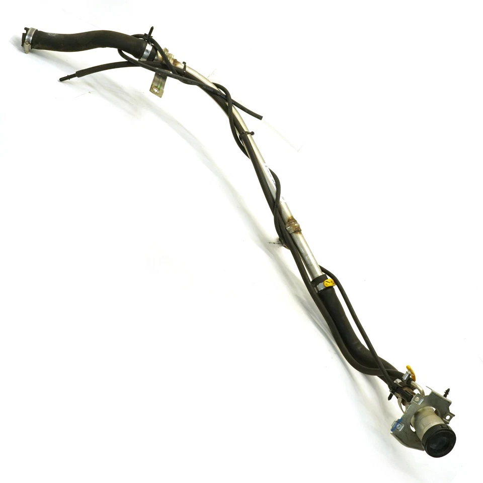 🔅 Tubo de llenado de tanque de combustible Chevrolet Suburban 2017-2020 OEM Foto 1 de 4