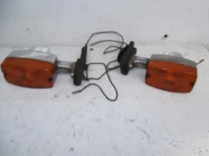 INDICADORES TRASEROS + SOPORTES SUZUKI GS125 - Imagen 1 de 6