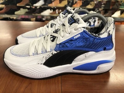 Boy's Size 6.5 Puma Justice League Sneakers 376937-02 - Image 1 of 4