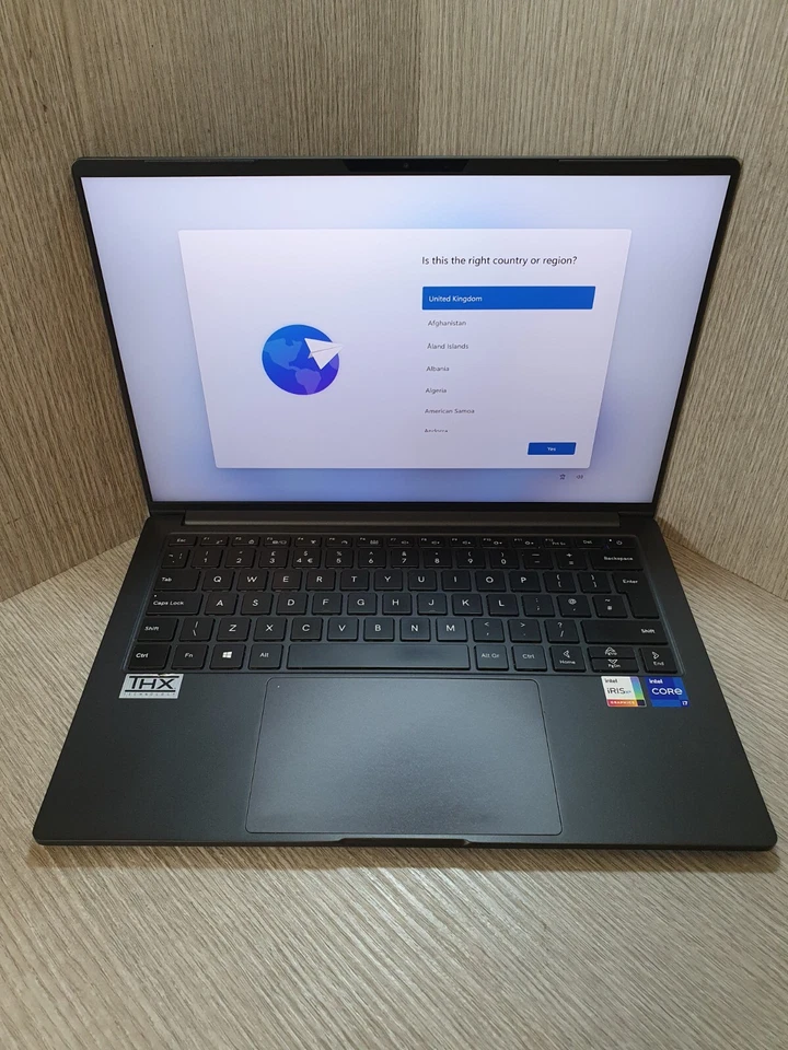 PC Specialist ph4trx1 i7-11370H @ 3.3GHz 64GB 1TB NVMe SSD Grade B EA2406 - Image 1 of 4