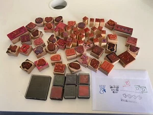 Lote grande de estampillas de goma de madera artesanía letras fases trabajo - Imagen 1 de 10