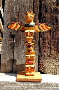 1950s Thunderbird & Bear TOTEM POLE - Pembroke, Ontario, CA - 8 1/2 x 6" - RARE! - Picture 1 of 4