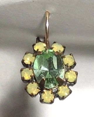 Pendientes Liz Palacios PENDIENTE DE REPUESTO ÚNICO verde amarillo color cobre Foto 1 de 4