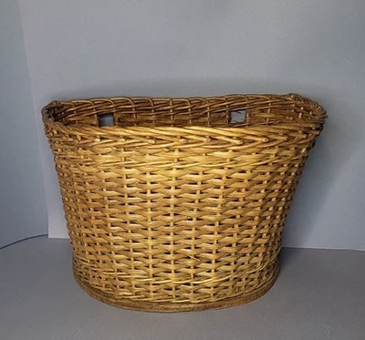 老式柳条和藤条带木制底部自行车篮车把 — 第 1/4 张图片