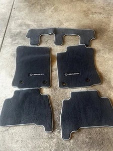 Lexus 5 Piece GX Floor Mat Set - Part no PT92660220 Used VGC - Foto 1 di 6
