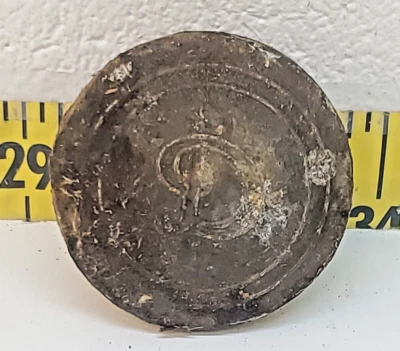 Tapa de grasa central de cubo cubierta antipolvo roscada de la era de latón Desoto de 1920 (896) F Foto 1 de 4