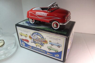 DIE CAST 1948 BMC PEDAL CAR, FIRST EDITION, w/ CERTIFICATE OF AUTHENTICITY. - Image 1 of 4