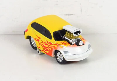 Muscle Machines 2000 Chrysler '00 PT Cruiser #02-05 Yellow Flamed Diecast 1:64 - Image 1 of 4