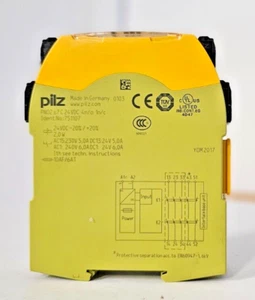 1 x  PILZ Safety Relay PNOZ s7c 24VDC 4n/o 1n/c 751107 US STOCK - Picture 1 of 2
