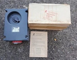 Neu 1stk. DDR Kraftsteckdose 32 A Schalter LFDP 32 Steckdose - Bild 1 von 5