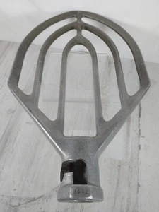 Accesorio mezclador Hobart batidor plano/paleta Hobart 30 qt DS30 B (7497) NSF  - Imagen 1 de 10