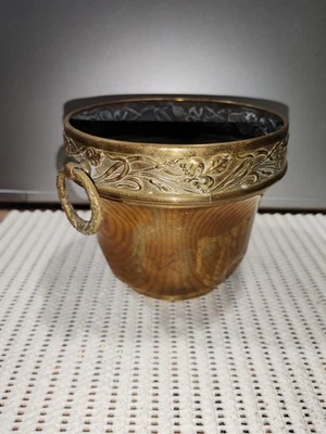 Ancien cache-pot en Cuivre Jaune laiton doré Art Nouveau 1920's  - Photo 1/4