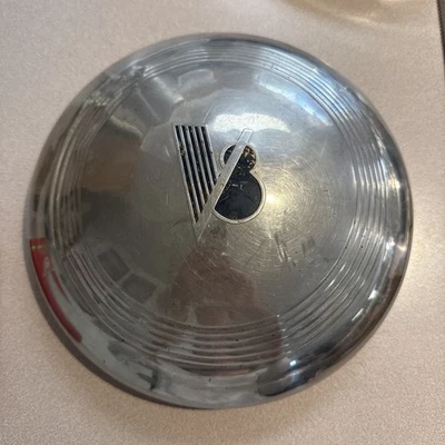 1940-1941 Ford V8 Half Moon Dog Dish Hubcap - Image 1 of 3