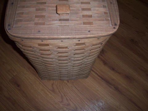 Vtg  1985 Collector Longaberger Handwoven Wooden Laundry MED Sz Waste Basket Cover
