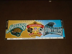 1995 JACKSONVILLE JAGUARS CAROLINA PANTHERS NFL FOOTBALL 1° PARTITA BIGLIETTO COMPLETO - Foto 1 di 2