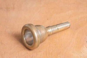 Vincent Bach Corp. Mt. Vernon 12C Trombone Mouthpiece Buddy Rich Bigband - Picture 1 of 4