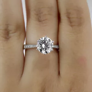 Anello di Fidanzamento Diamante 2/3 CT Taglio Tondo F/SI2 Oro Bianco 18K Misura Selezionabile - Foto 1 di 4