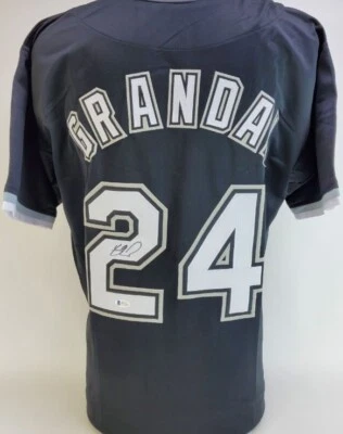 Camiseta deportiva XL personalizada firmada por YASMANI GRANDAL (certificado de autenticidad Beckett Witness) Foto 1 de 4