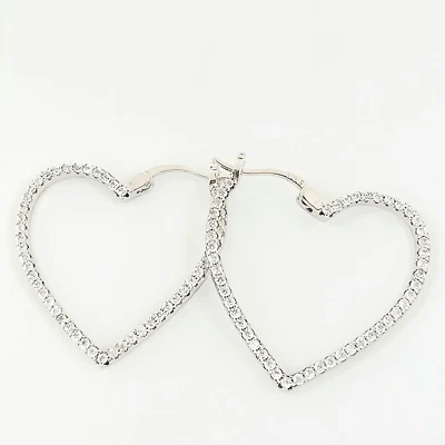 Elegante contorno de aro de corazón brillante de plata de ley 925 sólida Foto 1 de 4