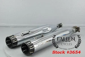 2017 Harley Road Glide EXHAUST MUFFLERS LEFT + RIGHT RC COMPONENTS 3.5" CHROME - Picture 1 of 12