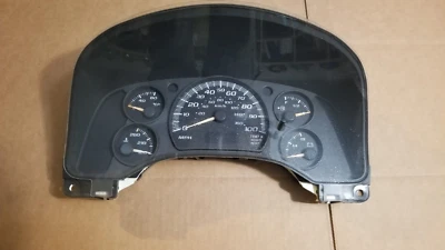 Chevrolet Express GMC Savanah 1500 2003, 2500, 3500 camión cuadro de instrumentos Foto 1 de 4