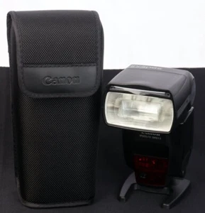 Canon Speedlite 580EX II E-TTL Flash Unit c/w Case - Near Mint - Picture 1 of 11