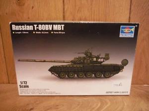 Trumpeter 07145 Russian T-80BV MBT Tank 1/72 model kit (B01) - Picture 1 of 3