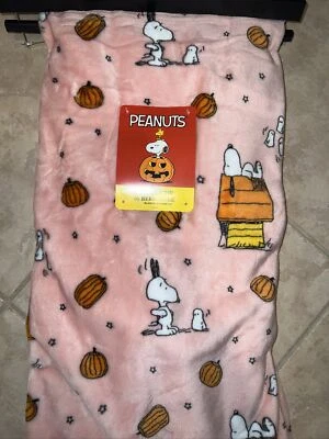 Berkshire Snoopy Rosa Halloween Fantasma Calabaza Manta Cacahuetes 50x70" Foto 1 de 4