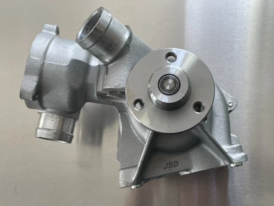Bomba de agua Mercedes Benz 300E 260E 190E 1990 1991 1993 2,6 nueva con mercado Foto 1 de 4