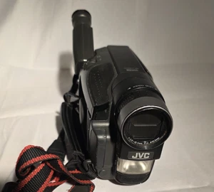 JVC Compact VHS Camcorder GR-AXM17 Tested Working VCR Transfer Misaligned Door - Picture 1 of 11