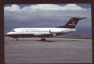 Orig 35mm airline slide Canadian Regional F28-1000 C-GTIZ - Imagen 1 de 1