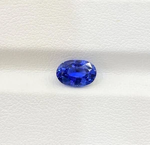 2.10 ct Top Grade Luster "Royal Blue" Natural Blue Sapphire - Oval Video !!! - Picture 1 of 3