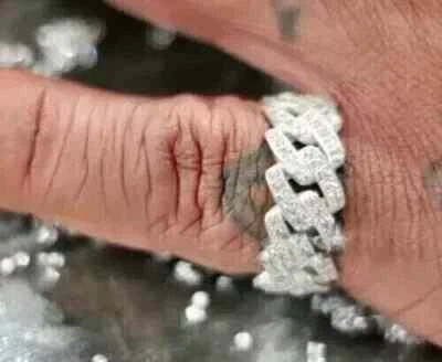 1.6Ct Real Moissanite Round Cut Men's Cuban Band Ring 14K White Gold Plated - Image 1 of 4