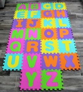 26 Piece Alphabet Childrens Play Mats - Jigsaw Style Colourful - Picture 1 of 3