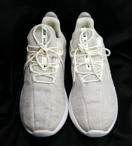 NIKE MEN'S VIALE RUNNING SHOES SIZE 11 TAN/ CREAM - Picture 1 of 20