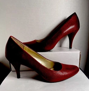 BANDOLINO BURGUNDERROT SCHLANGENLEDER STIL 3" PUMPS 8 1/2 M. #917 - Bild 1 von 5