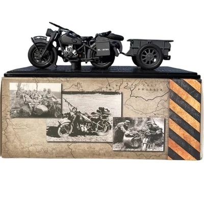 1/24 Scale Plastic German WWII R75 Panzerfaust 30 Motorcycle Souvenir Display - Image 1 of 4