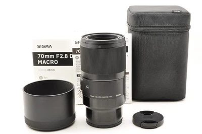 SIGMA 70mm F/2.8 DG MACRO Art 018 Lens for SONY E mount [Near Mint in Box] #C316 - Image 1 of 4