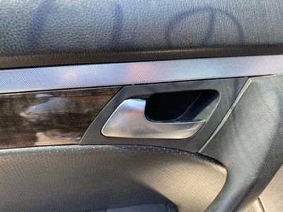 Manija interior de la puerta del conductor trasero izquierdo 2004 05 06 07 08 Acura TL Foto 1 de 4