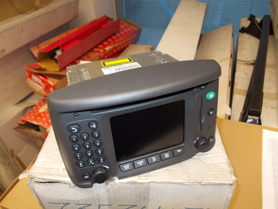 AUTORADIO RADIO CD NAVI TELEFONO ORIGINALE FIAT DOBLO FINO 2016  FIAT 735364075 - Immagine 1 di 1