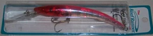 REEF RUNNER 800 SERIES DEEP DIVER, LIPSTICK, 800-214, WALLEYE, PIKE, BASS - Picture 1 of 1